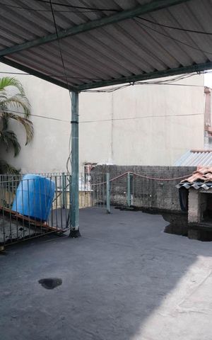 Casa à venda com 320m², 2 quartos e 1 vagaTerraço