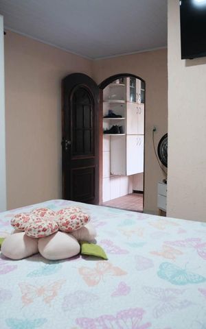 Casa à venda com 320m², 2 quartos e 1 vagaSuíte