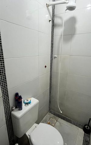 Casa à venda com 370m², 4 quartos e 2 vagasBanheiro 1