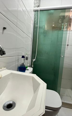 Casa à venda com 370m², 4 quartos e 2 vagasBanheiro 2