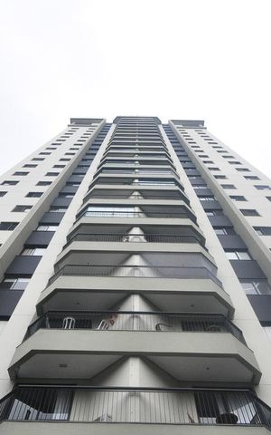 Apartamento à venda com 114m², 3 quartos e 3 vagasFachada