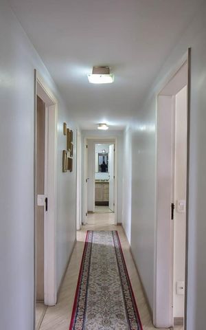 Apartamento à venda com 114m², 3 quartos e 3 vagas Apartamento à venda com 114m², 3 quartos e 3 vagasCorredor