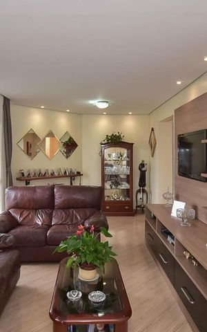 Apartamento à venda com 114m², 3 quartos e 3 vagas Apartamento à venda com 114m², 3 quartos e 3 vagasSala