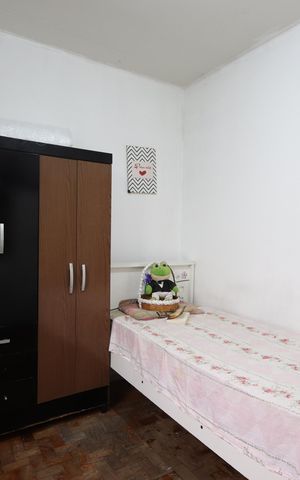 Casa à venda com 180m², 3 quartos e 5 vagasQuarto 3 - Casa 1