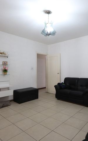 Casa à venda com 180m², 3 quartos e 5 vagasSala - Casa 1