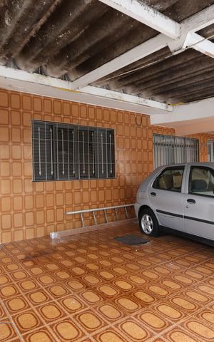 Casa à venda com 180m², 3 quartos e 5 vagasGaragem