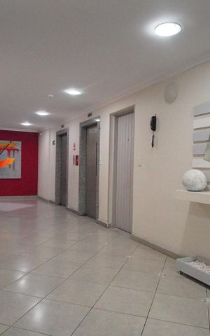 Apartamento à venda com 64m², 2 quartos e 1 vagaHall de entrada
