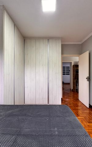 Casa à venda com 220m², 4 quartos e 3 vagas Casa à venda com 220m², 4 quartos e 3 vagasQuarto 3