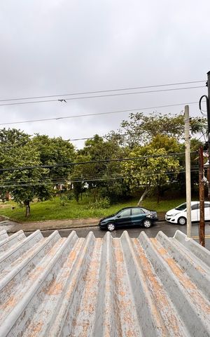 Casa à venda com 220m², 4 quartos e 3 vagas Casa à venda com 220m², 4 quartos e 3 vagasVista do quarto 3