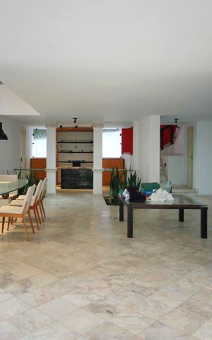 Casa à venda com 800m², 5 quartos e 10 vagasSala