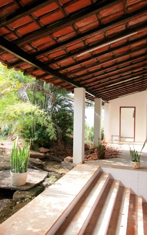 Casa à venda com 800m², 5 quartos e 10 vagasEntrada do galpão