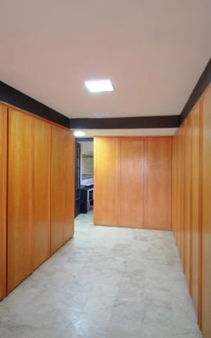 Casa à venda com 800m², 5 quartos e 10 vagasSuíte 3