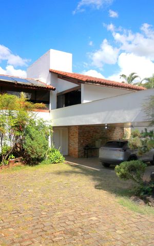 Casa à venda com 800m², 5 quartos e 10 vagasQuintal