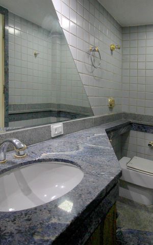 Casa à venda com 800m², 5 quartos e 10 vagasBanheiro da Suíte 3