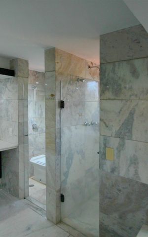 Casa à venda com 800m², 5 quartos e 10 vagasBanheiro da Suíte 1