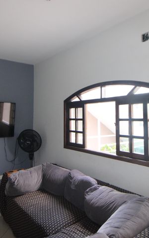 Casa à venda com 210m², 6 quartos e 1 vagaSala