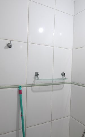 Casa à venda com 210m², 6 quartos e 1 vagaCasa 2 - Suíte - Banheiro