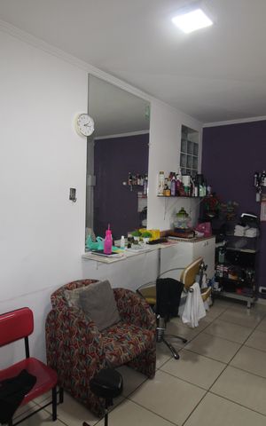 Casa à venda com 210m², 6 quartos e 1 vagaCasa 2 - Sala