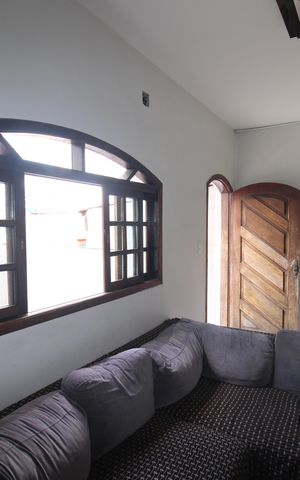 Casa à venda com 210m², 6 quartos e 1 vagaSala