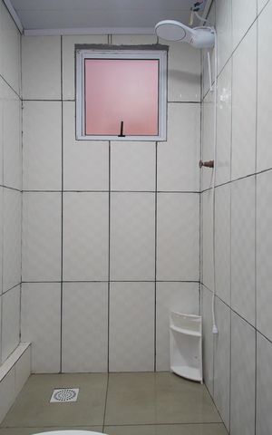 Casa à venda com 240m², 3 quartos e 2 vagasBanheiro 4