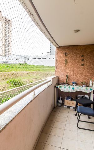 Apartamento à venda com 105m², 2 quartos e 2 vagas Apartamento à venda com 105m², 2 quartos e 2 vagasVaranda