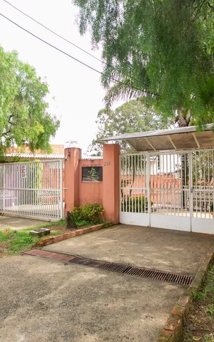 Apartamento para alugar com 48m², 3 quartos e sem vaga Apartamento para alugar com 48m², 3 quartos e sem vagaFachada do Condomínio