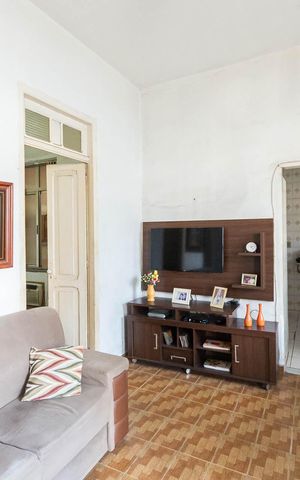 Casa à venda com 48m², 2 quartos e sem vagaSala