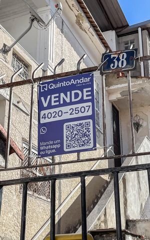 Casa à venda com 48m², 2 quartos e sem vagaPlaquinha