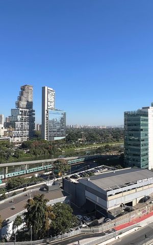 Studio à venda com 25m², 1 quarto e sem vaga Studio à venda com 25m², 1 quarto e sem vagaVista da Sacada