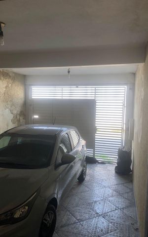 Casa à venda com 120m², 2 quartos e 1 vaga Casa à venda com 120m², 2 quartos e 1 vagaGaragem
