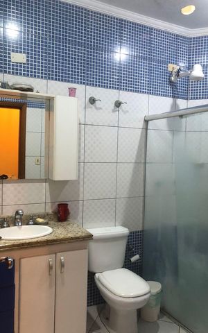 Casa à venda com 120m², 2 quartos e 1 vaga Casa à venda com 120m², 2 quartos e 1 vagaBanheiro 1