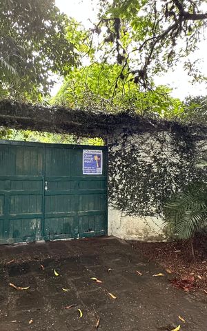 Casa para alugar com 1506m², 2 quartos e 3 vagas Casa para alugar com 1506m², 2 quartos e 3 vagasFachada
