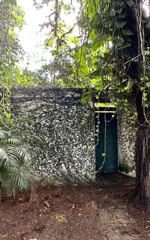 Casa para alugar com 1506m², 2 quartos e 3 vagas Casa para alugar com 1506m², 2 quartos e 3 vagasFachada