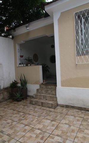 Casa para alugar com 100m², 3 quartos e 1 vagaQuintal e garagem