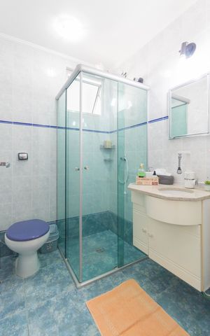 Apartamento à venda com 130m², 3 quartos e 1 vaga Apartamento à venda com 130m², 3 quartos e 1 vagaBanheiro 2