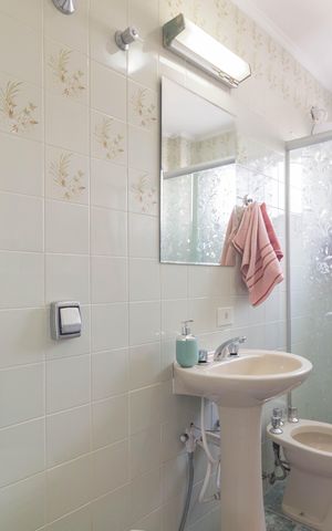 Apartamento à venda com 130m², 3 quartos e 1 vaga Apartamento à venda com 130m², 3 quartos e 1 vagaBanheiro 1