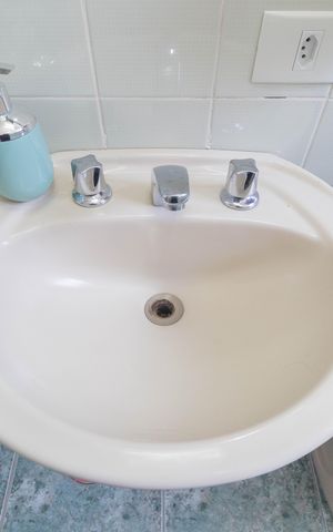 Apartamento à venda com 130m², 3 quartos e 1 vaga Apartamento à venda com 130m², 3 quartos e 1 vagaDetalhe - Banheiro 1