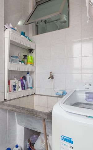 Apartamento à venda com 130m², 3 quartos e 1 vaga Apartamento à venda com 130m², 3 quartos e 1 vagaÁrea de Serviço