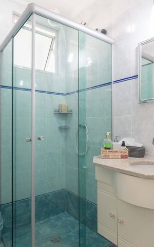 Apartamento à venda com 130m², 3 quartos e 1 vaga Apartamento à venda com 130m², 3 quartos e 1 vagaBanheiro 2