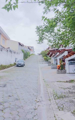 Casa de condomínio à venda com 125m², 3 quartos e 4 vagas Casa de condomínio à venda com 125m², 3 quartos e 4 vagasCondomínio