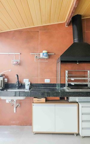 Casa de condomínio à venda com 125m², 3 quartos e 4 vagas Casa de condomínio à venda com 125m², 3 quartos e 4 vagasArea Gourmet