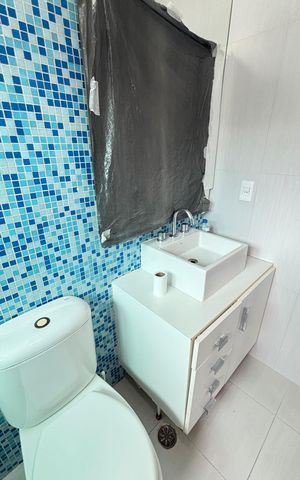 Apartamento à venda com 98m², 3 quartos e 2 vagas Apartamento à venda com 98m², 3 quartos e 2 vagasBanheiro da Suíte