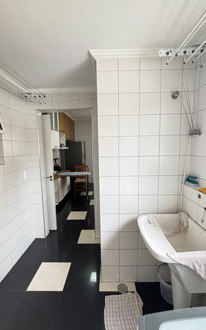 Apartamento à venda com 98m², 3 quartos e 2 vagas Apartamento à venda com 98m², 3 quartos e 2 vagasÁrea de Serviço