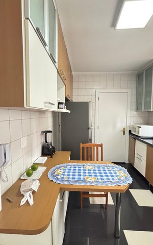 Apartamento à venda com 98m², 3 quartos e 2 vagas Apartamento à venda com 98m², 3 quartos e 2 vagasCozinha