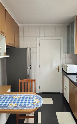 Apartamento à venda com 98m², 3 quartos e 2 vagas Apartamento à venda com 98m², 3 quartos e 2 vagasCozinha