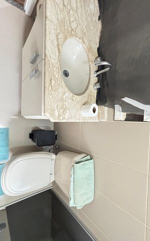 Apartamento à venda com 98m², 3 quartos e 2 vagas Apartamento à venda com 98m², 3 quartos e 2 vagasBanheiro
