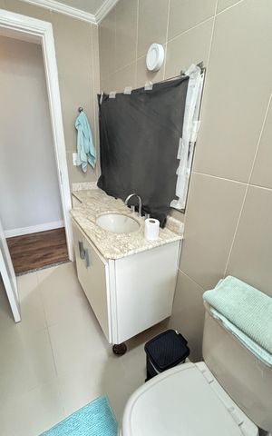 Apartamento à venda com 98m², 3 quartos e 2 vagas Apartamento à venda com 98m², 3 quartos e 2 vagasBanheiro
