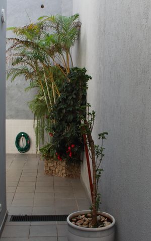 Casa à venda com 320m², 3 quartos e 6 vagasCorredor