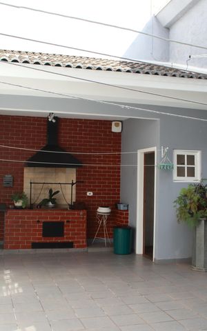 Casa à venda com 320m², 3 quartos e 6 vagasChurrasqueira