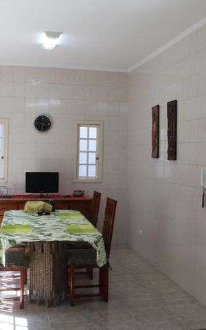Casa à venda com 320m², 3 quartos e 6 vagasCozinha